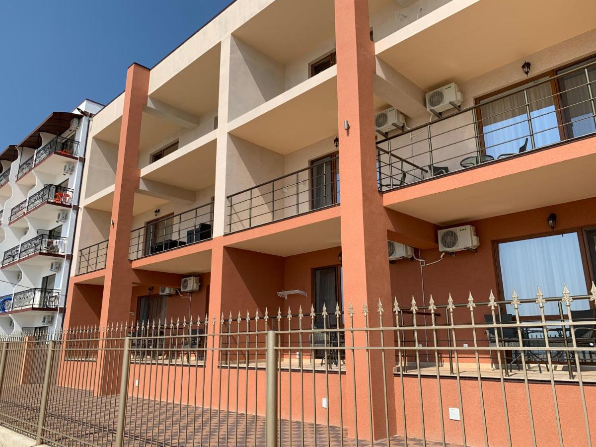 Три Слона Zatoka Exterior foto